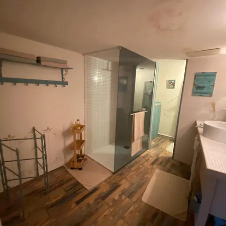 Ma Demeure Dans Les Vignes Bed & Breakfast